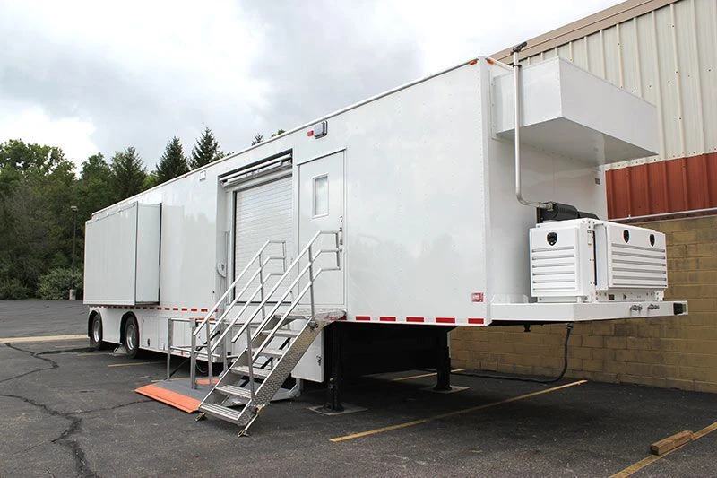 GE Voyager 1.5T Mobile MRI in Trailer, Refurbished