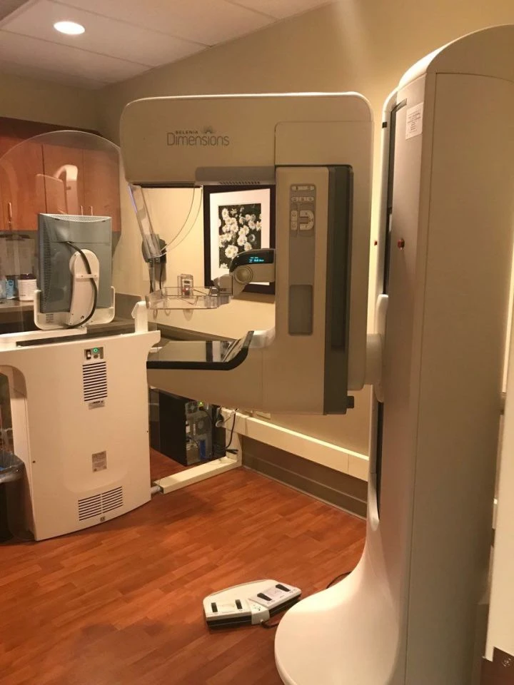 Hologic Selenia Dimensions 2D Digital Mammography System, 2012 — Radiology & Capital Imaging — view 2