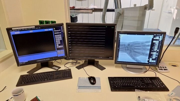 Siemens Artis zee eco Cath Lab, 2015, Detector 2023 — Radiology & Capital Imaging — view 2