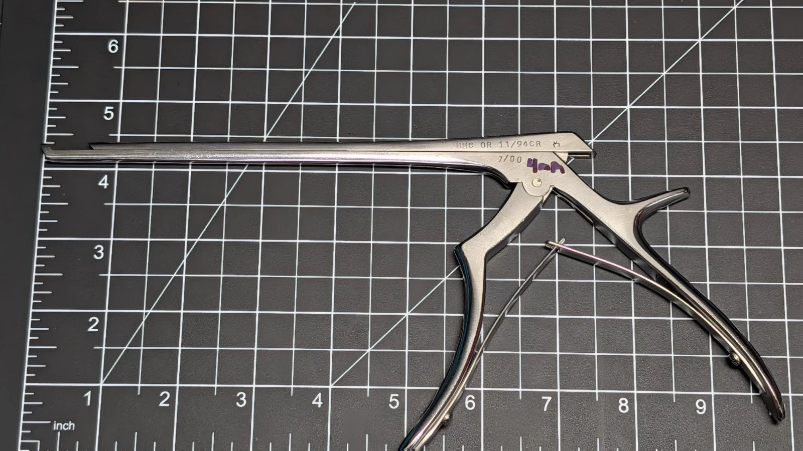 Codman V. Mueller Kerrison Rongeur 4 mm 40 Degree