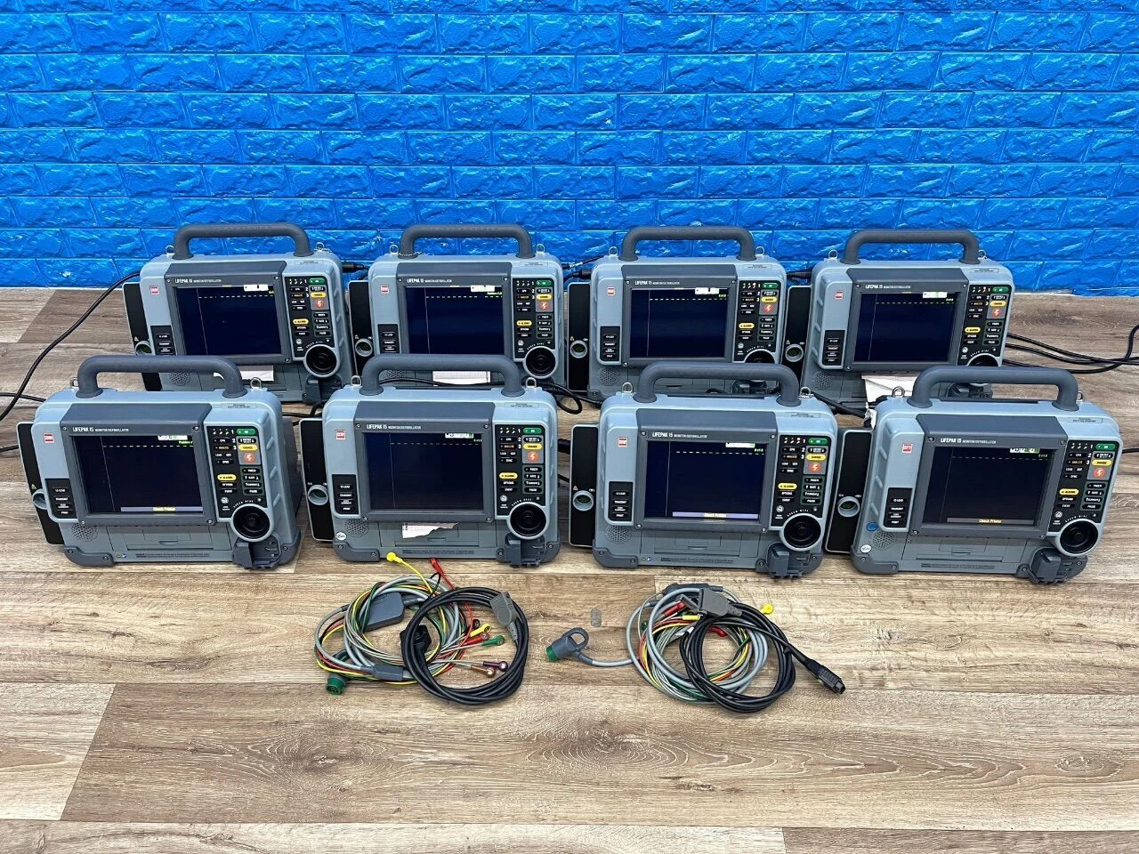 Physio-Control Lifepak 15 Monitor Defibrillators, Lot of 8 with Pacing, Fully Tested — Defibrillators & ECG — view 4