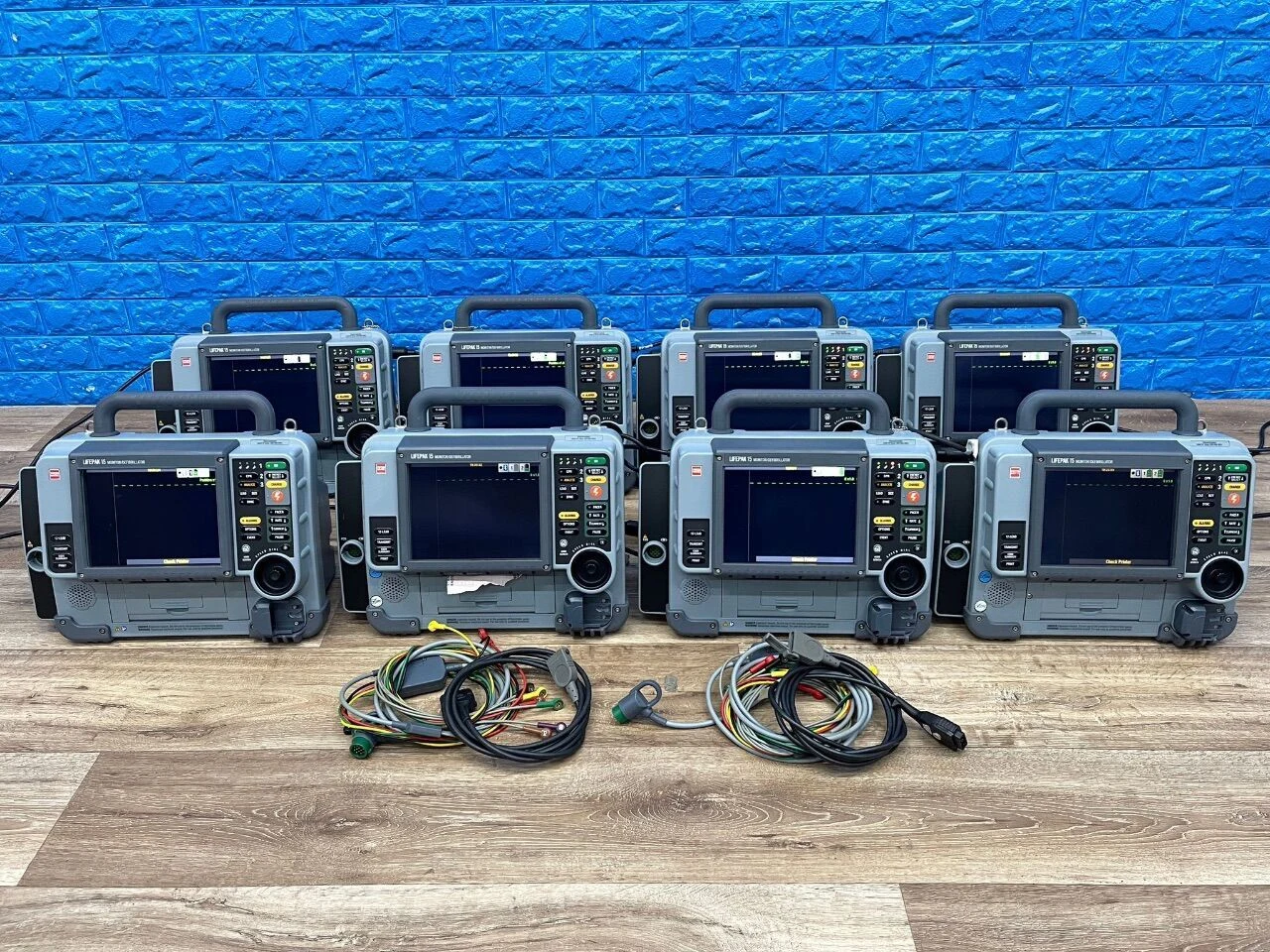 Physio-Control Lifepak 15 Monitor Defibrillators, Lot of 8 with Pacing, Fully Tested — Defibrillators & ECG — view 5