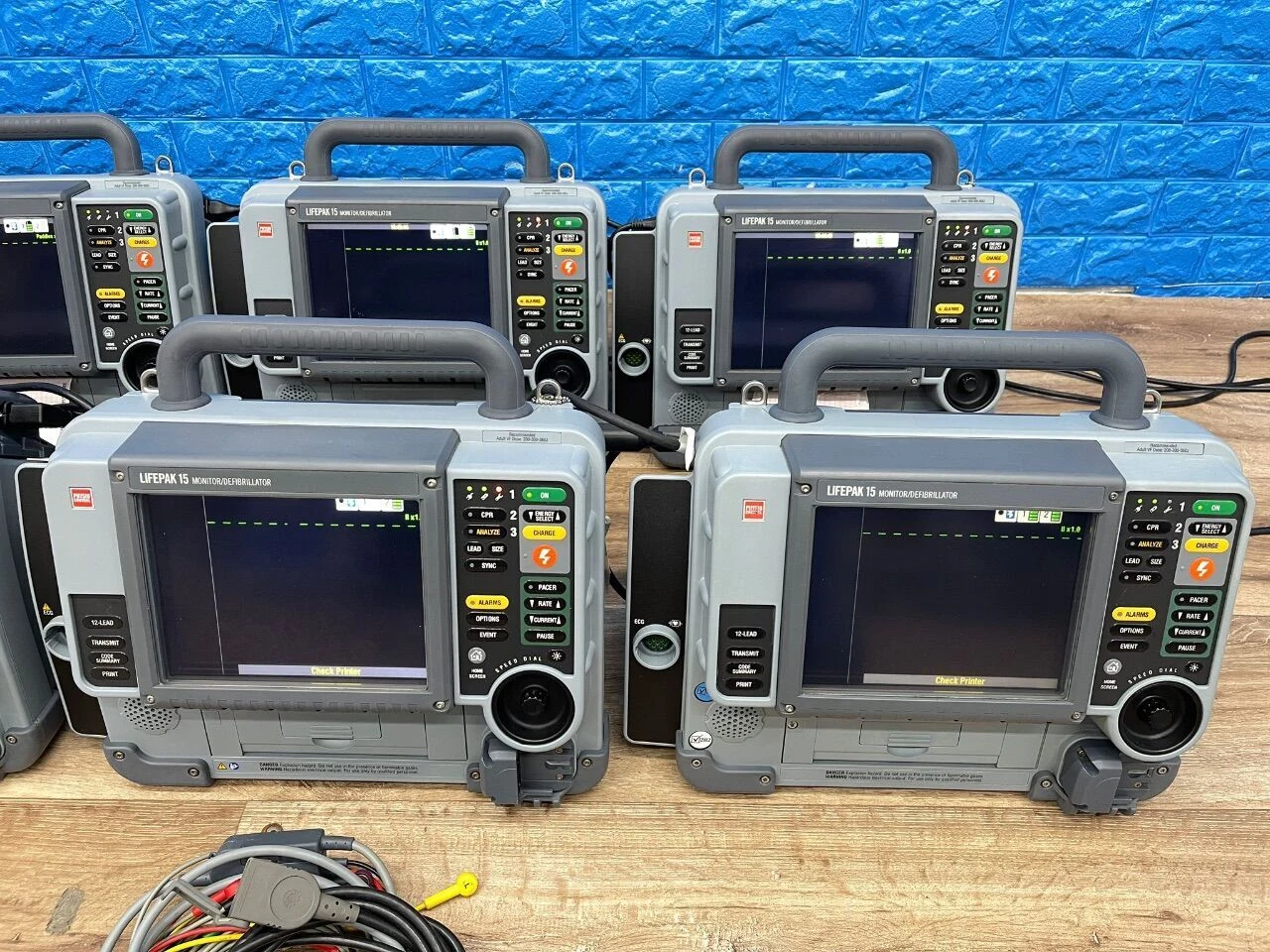 Physio-Control Lifepak 15 Monitor Defibrillators, Lot of 8 with Pacing, Fully Tested — Defibrillators & ECG — view 6