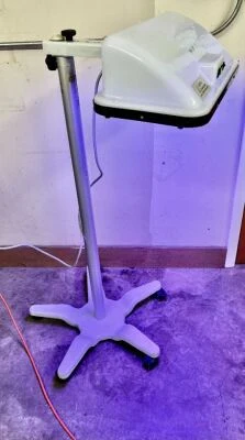Natus neoBLUE LED Phototherapy Lamp with Stand — Neonatal & Maternity — view 2