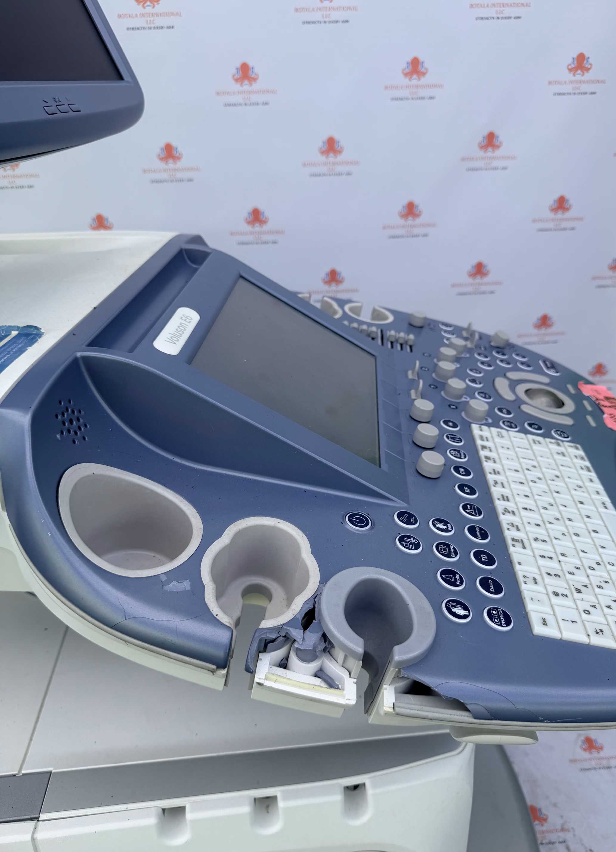GE Voluson E6 Ultrasound System — Ultrasound Machines — view 5