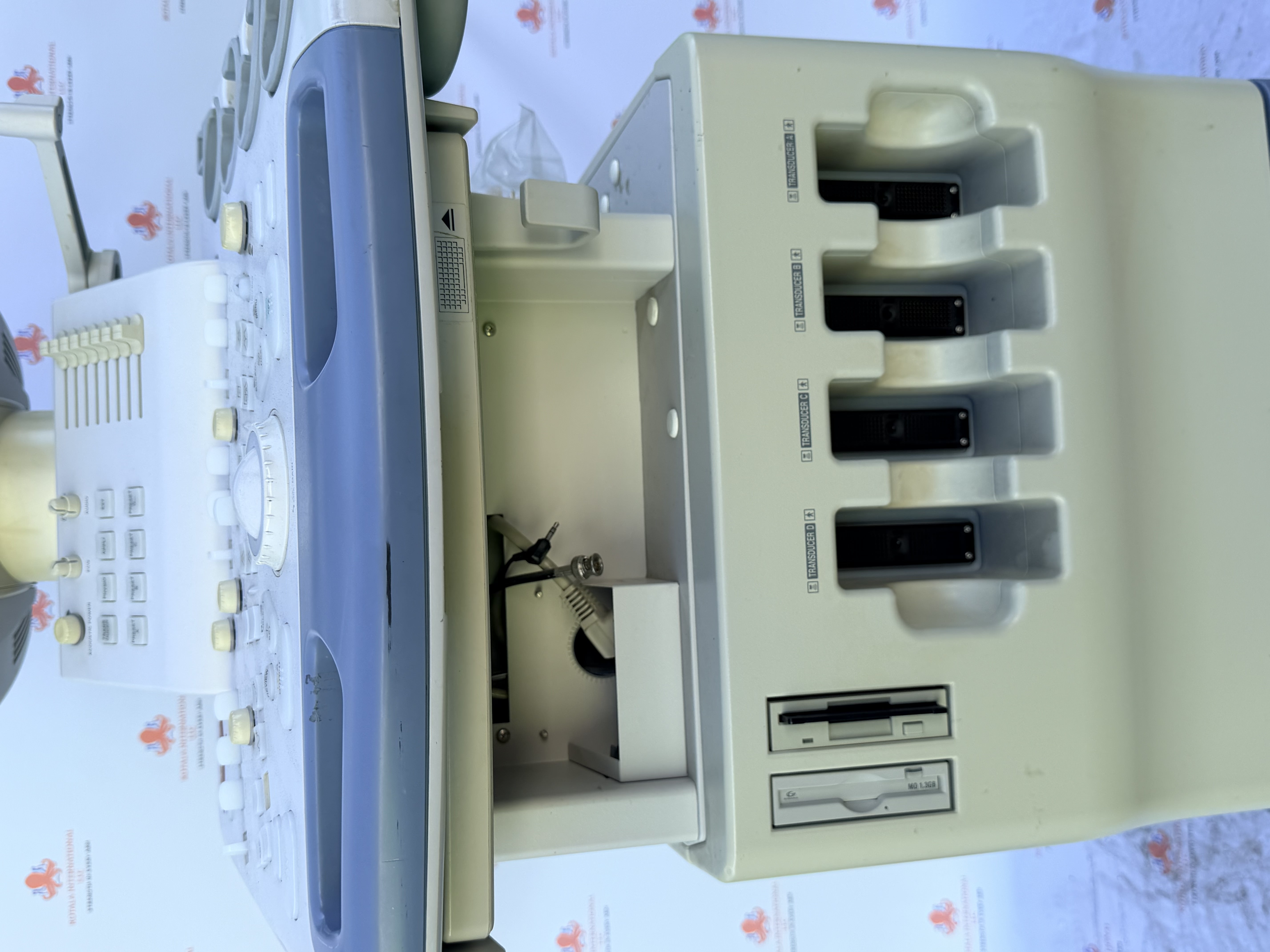 Toshiba Nemio 10 Diagnostic Ultrasound System — Ultrasound Machines — view 4