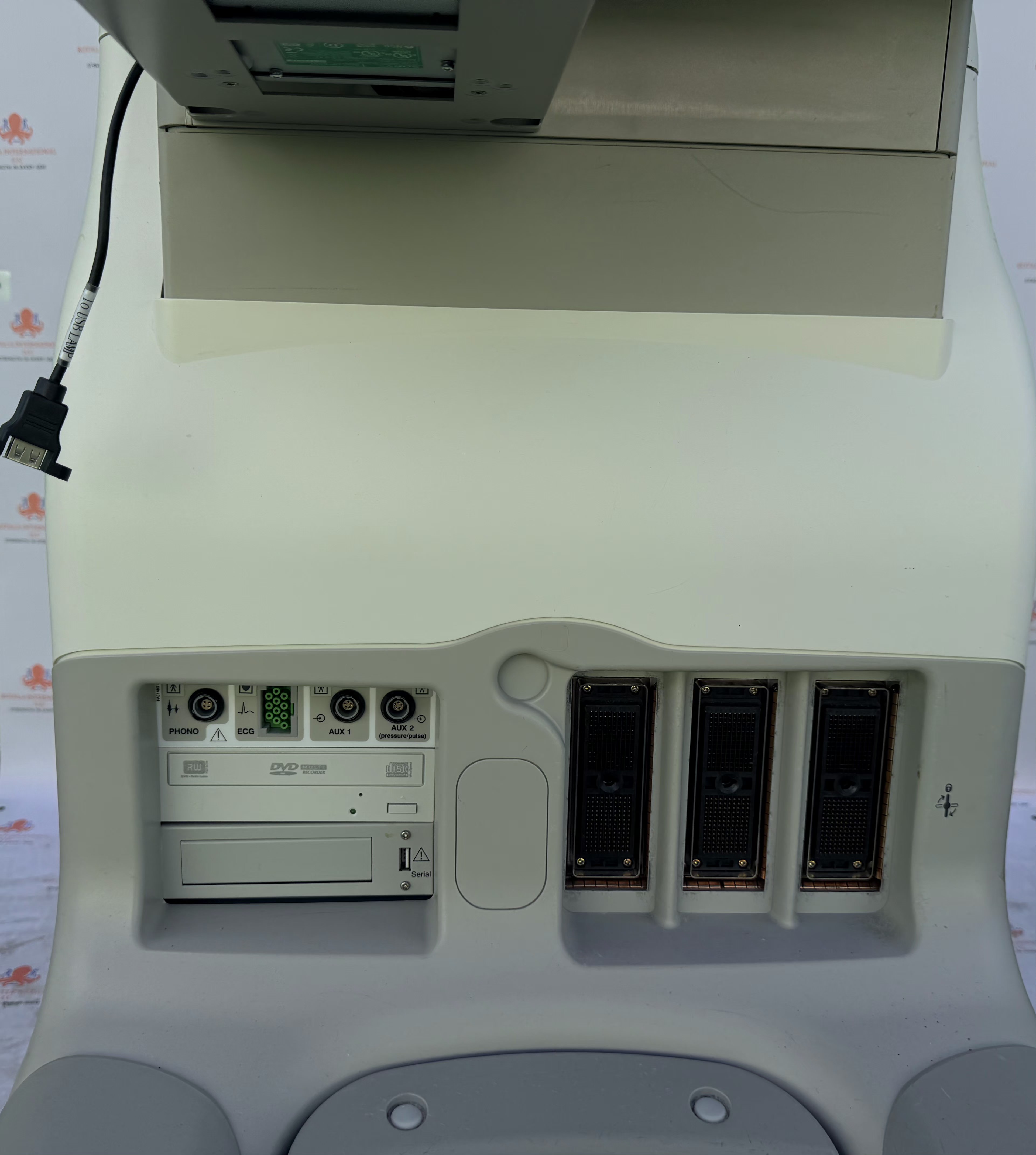 GE Logiq 5 Ultrasound System with Printer & DVD Recorder — Ultrasound Machines — view 13