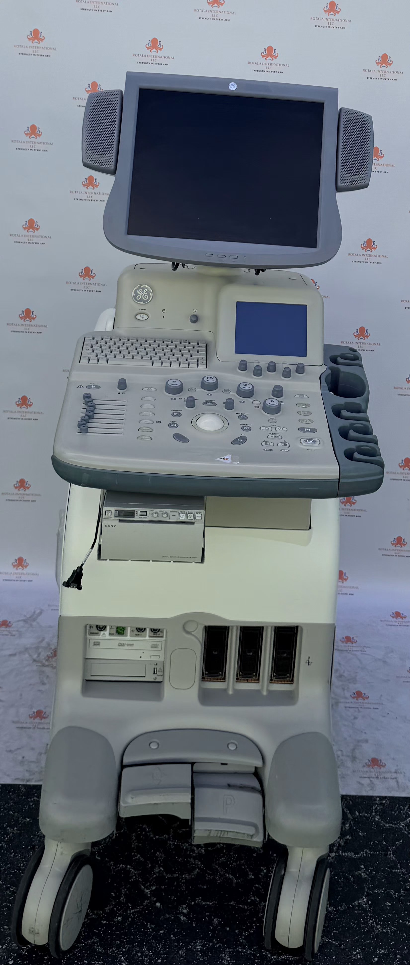 GE Logiq 5 Ultrasound System with Printer & DVD Recorder